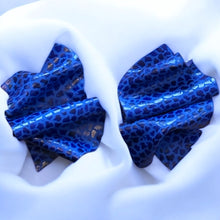 Load image into Gallery viewer, Cobalt Muse