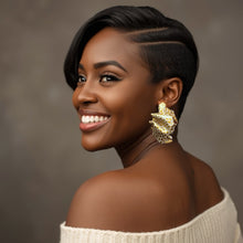 Load image into Gallery viewer, Champagne Muse
